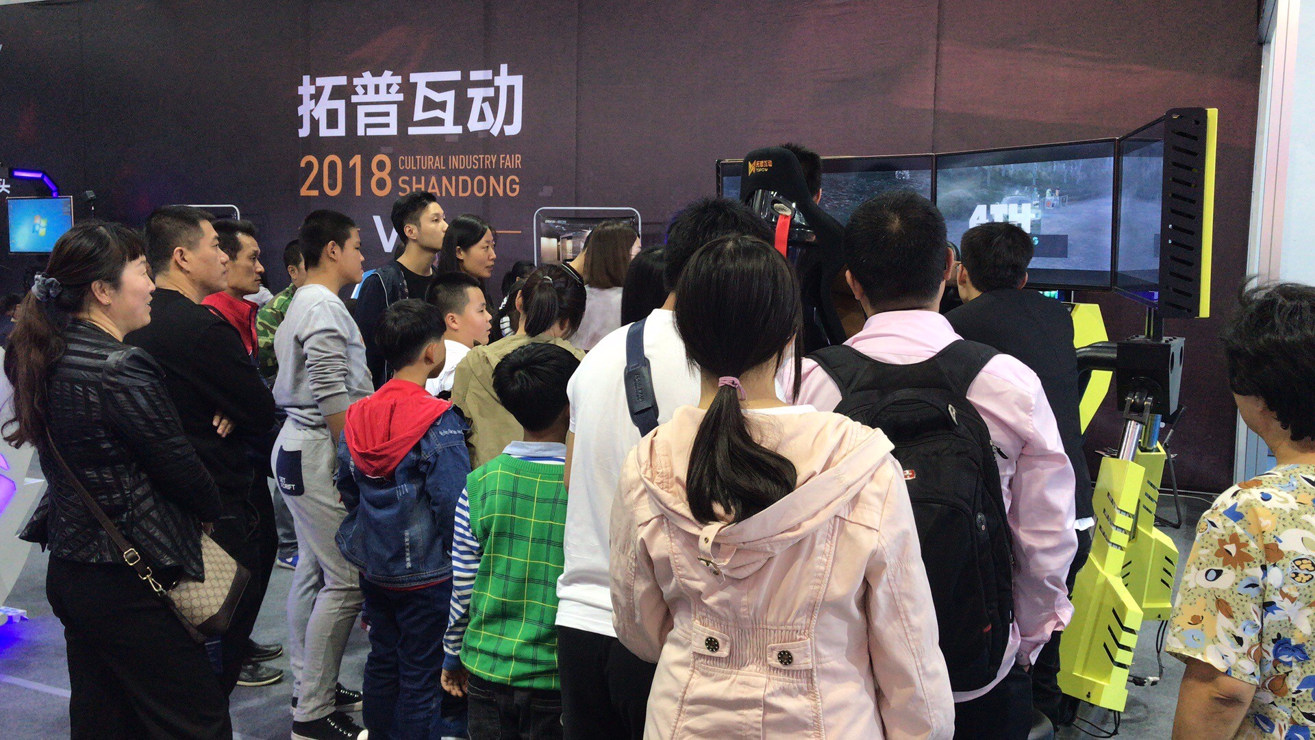 vr設備|vr加盟|vr體驗館|VR體驗館加盟